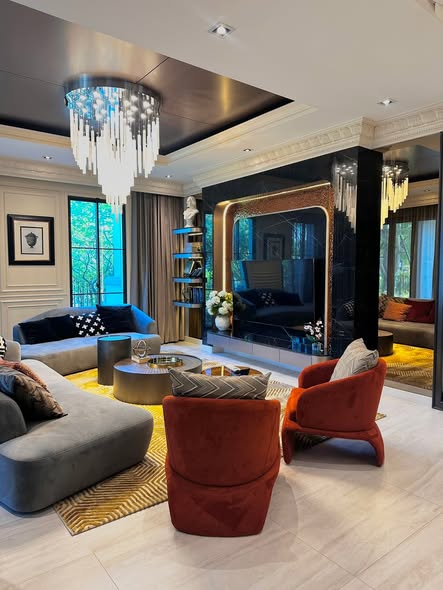 living room of แกรนด์ บางกอก บูเลอวาร์ด ปิ่นเกล้า-กาญจนาฯ (Grand Bangkok Boulevard Pinklao – Kanchana)