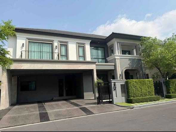 Grand Bangkok Boulevard Rama9-Krungthepkritha