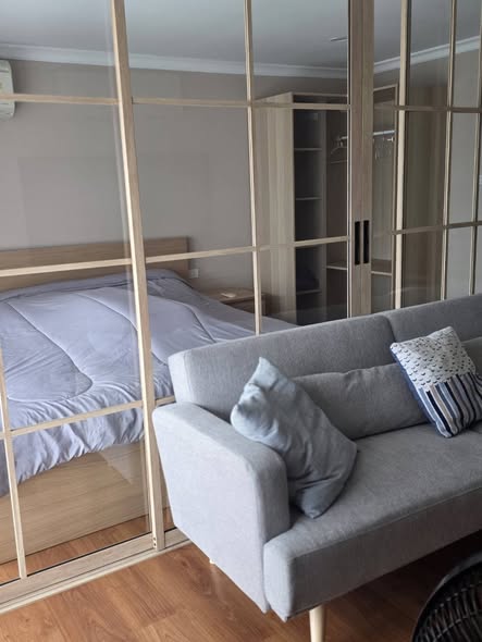 bedroom and room interior of Grand Park View Asok