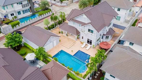 Green Lung Pool Villas