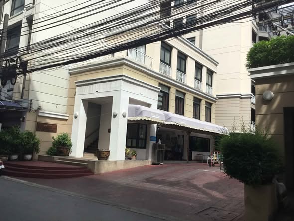 Green Point Silom Condominium