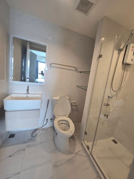 bathroom of Grene Prime คอนโด ดอนเมือง – สรงประภา