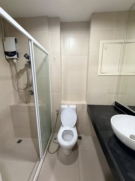 bathroom of Happy condo ladprao