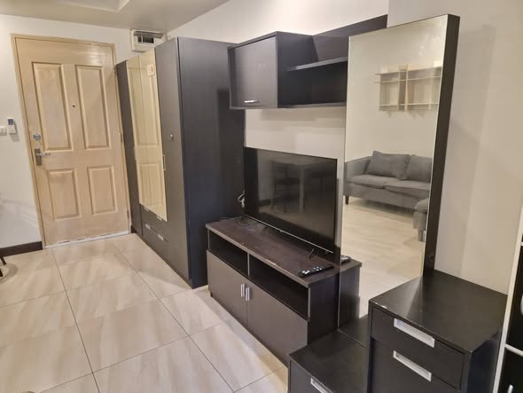 room interior of Happy Condo Rachada 18