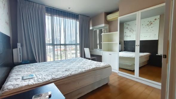 bedroom of Hive Sukhumvit 65