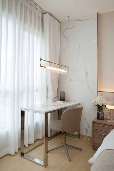 bedroom of Hive Taksin Condominium