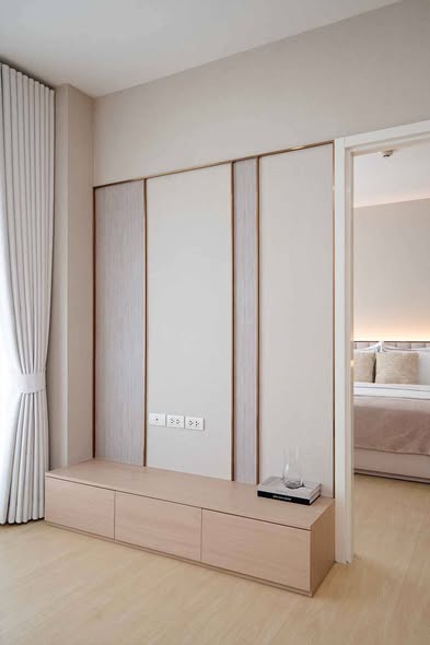 bedroom and room interior of Hive Taksin Condominium