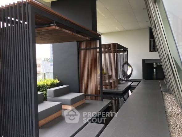 room interior of HQ by Sansiri