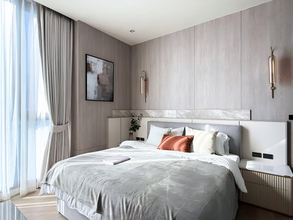 bedroom of HYDE Heritage Thonglor, Sukhumvit 59 main road