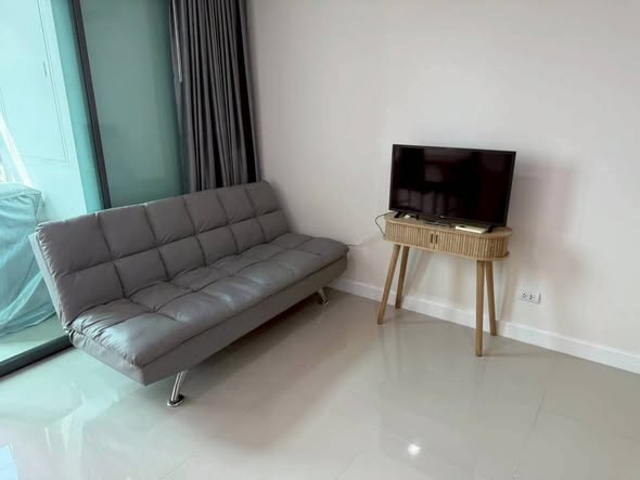 bedroom and living room of Ideo BluCove Sukhumvit