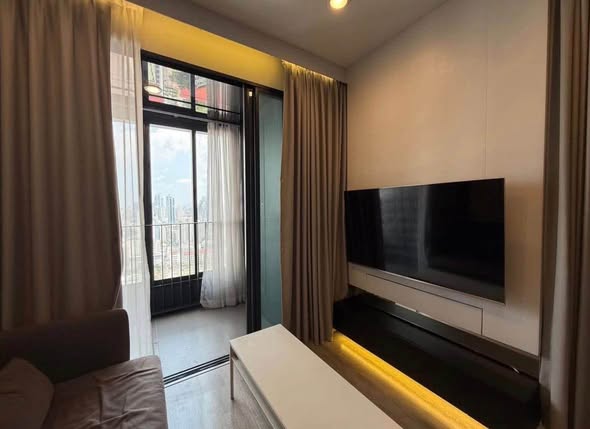 bedroom of Ideo Mobi Asoke