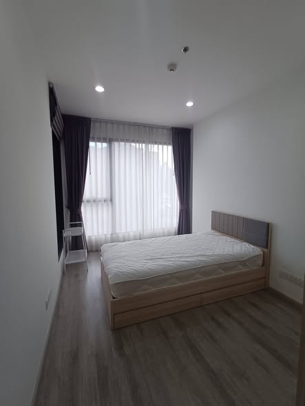 bedroom of Ideo Mobi Asoke