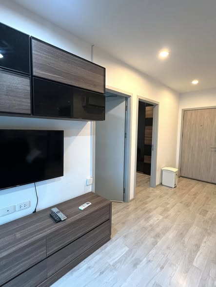 room interior of Ideo Mobi Charan Interchange Condominium