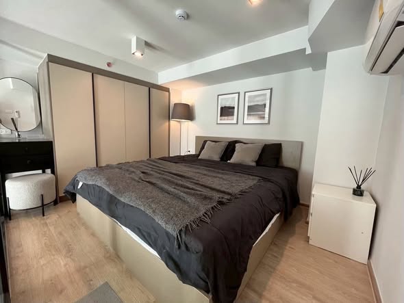 bedroom of Ideo Mobi Rama 9