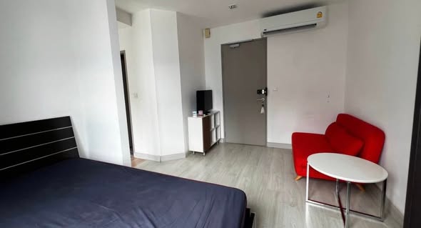 bedroom of Ideo Mobi Sukhumvit 81