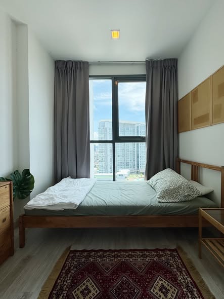 bedroom of Ideo Mobi Sukhumvit 81