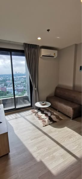bedroom of Ideo Mobi Sukhumvit Eastpoint