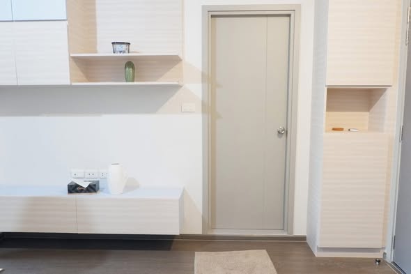 bedroom and room interior of Ideo Phaholyothin Chatuchak