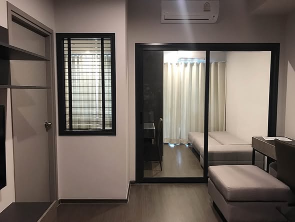 room interior of Ideo Phaholyothin Chatuchak