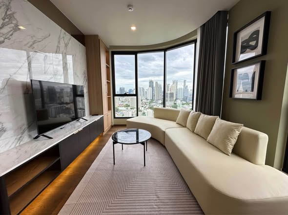 bedroom and living room of Ideo Q Sukhumvit 36
