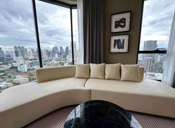 living room and bedroom of Ideo Q Sukhumvit 36