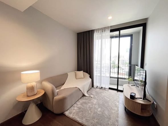 living room and bedroom of Ideo Q Sukhumvit 36