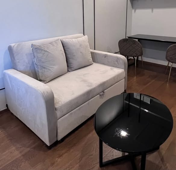 living room of Ideo Q Victory