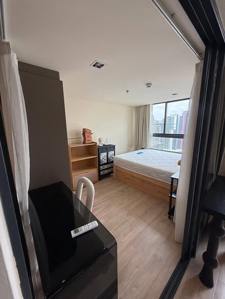 bedroom and room interior of IDEO Rama9 – Asoke