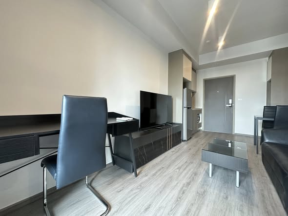 living room of IDEO Rama9 – Asoke