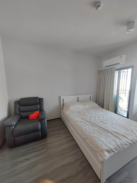 bedroom of Ideo Ramkamhaeng Lamsali Station