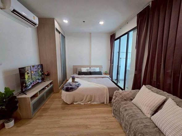 bedroom of IDEO Ratchada-Huai Khwang