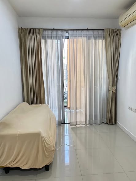 bedroom of IDEO Ratchada-Huai Khwang