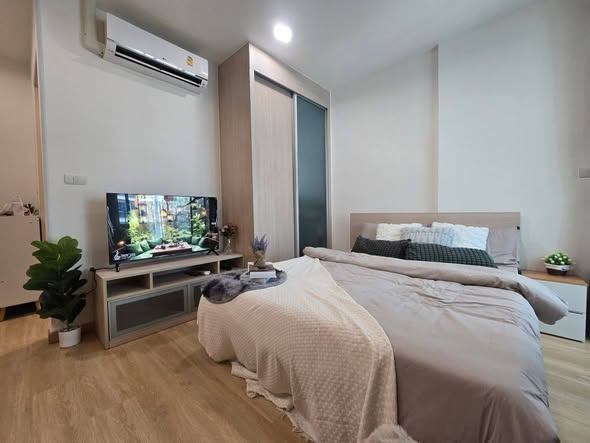 bedroom of IDEO Ratchada-Huai Khwang