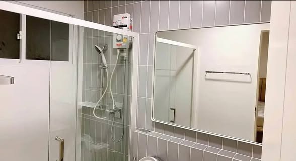 room interior and bathroom of indy 2 Bangna-Ramkhamhaeng 2