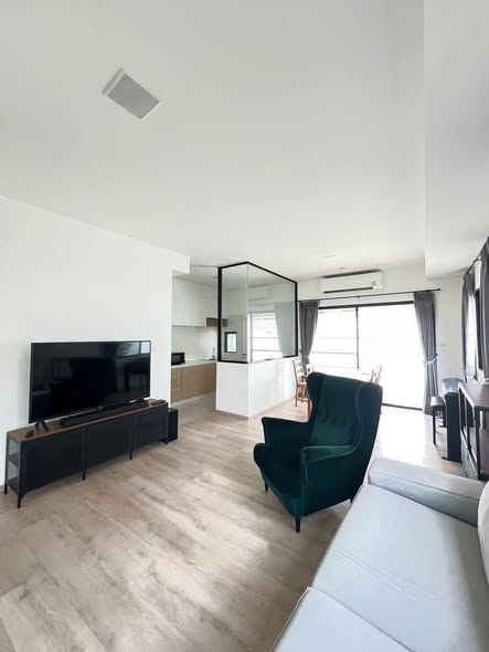 living room of Indy 5 Bangna Km.7