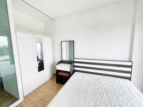 bedroom and room interior of IRIS Westgate – ไอริส เวสท์เกต