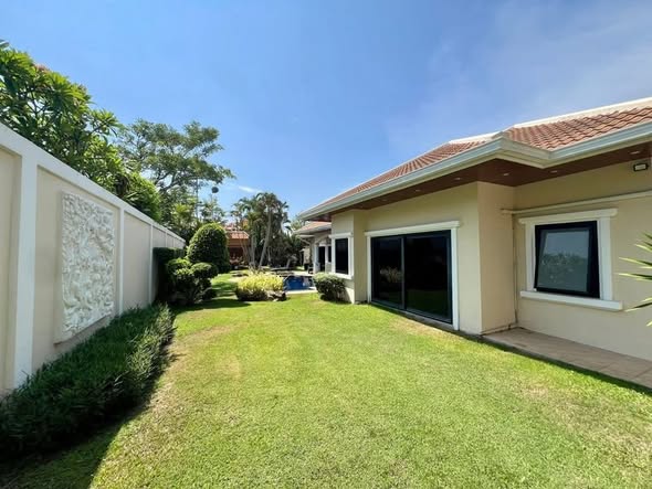 Jomtien Park Villas