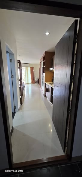 room interior of Jomtien Plaza Residence