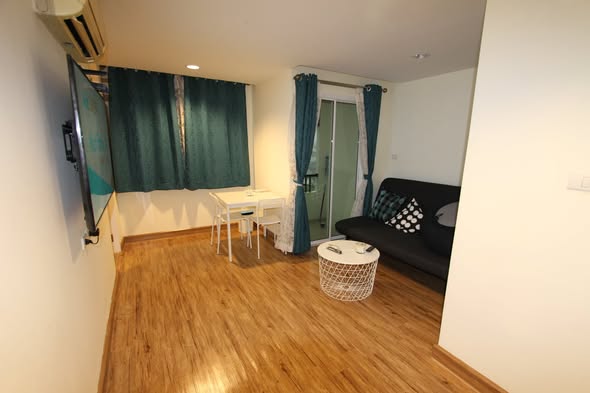 living room and bedroom and room interior of J.W. BOULEVARD Srivara