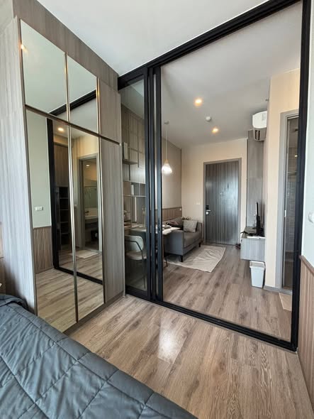 bedroom and room interior of KnightsBridge Prime Onnut
