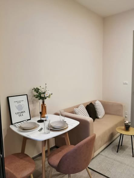 living room and room interior of KnightsBridge Prime Onnut