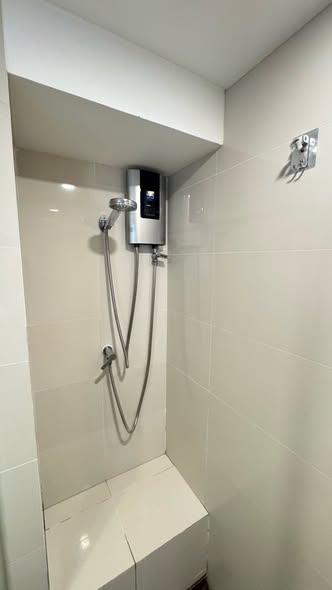 bathroom of KnightsBridge Prime Sathon