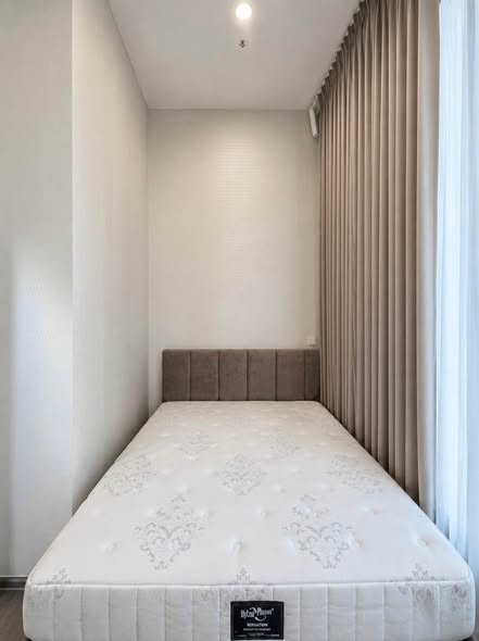 bedroom of KnightsBridge Space Rama9