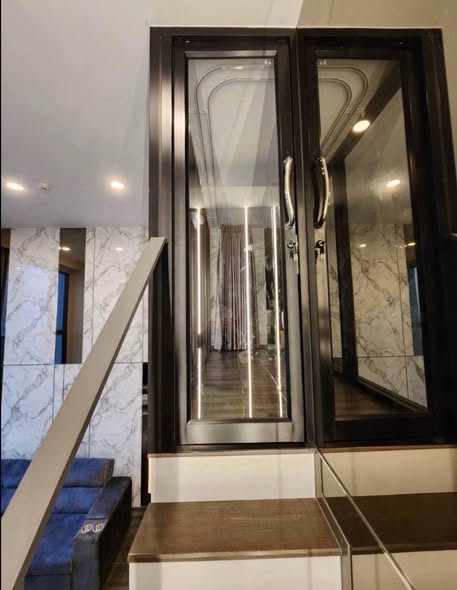 room interior of KnightsBridge Space Rama9