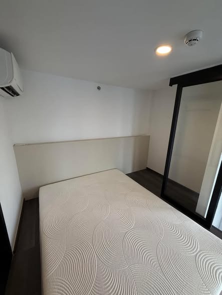 bedroom of KnightsBridge Space Ratchayothin