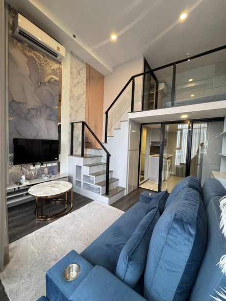 living room of KnightsBridge Space Ratchayothin