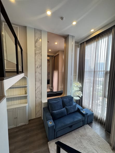 living room of KnightsBridge Space Ratchayothin