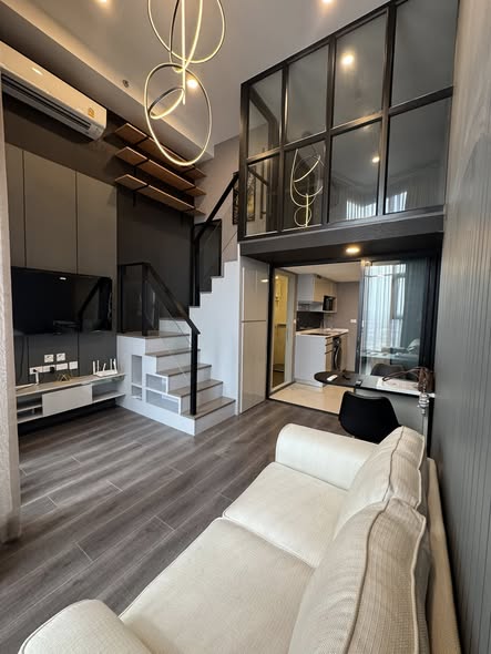 living room and room interior of KnightsBridge Space Ratchayothin