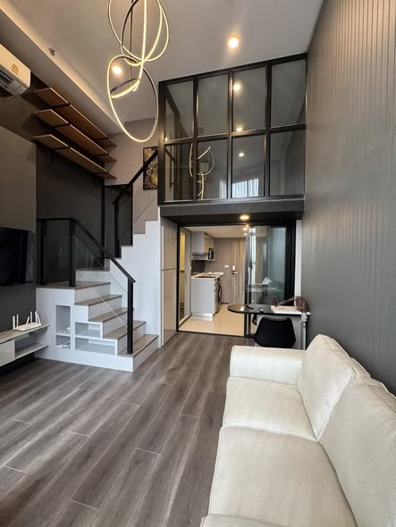 living room and room interior of KnightsBridge Space Ratchayothin