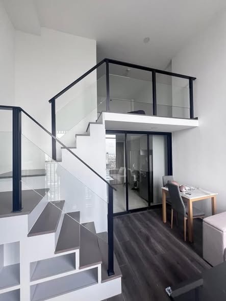 room interior of KnightsBridge Space Ratchayothin